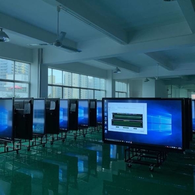 Working Tempreture Of 0°C-40°C Interactive Flat Panel In Black Or Metallic With Interactive Screen Sizes